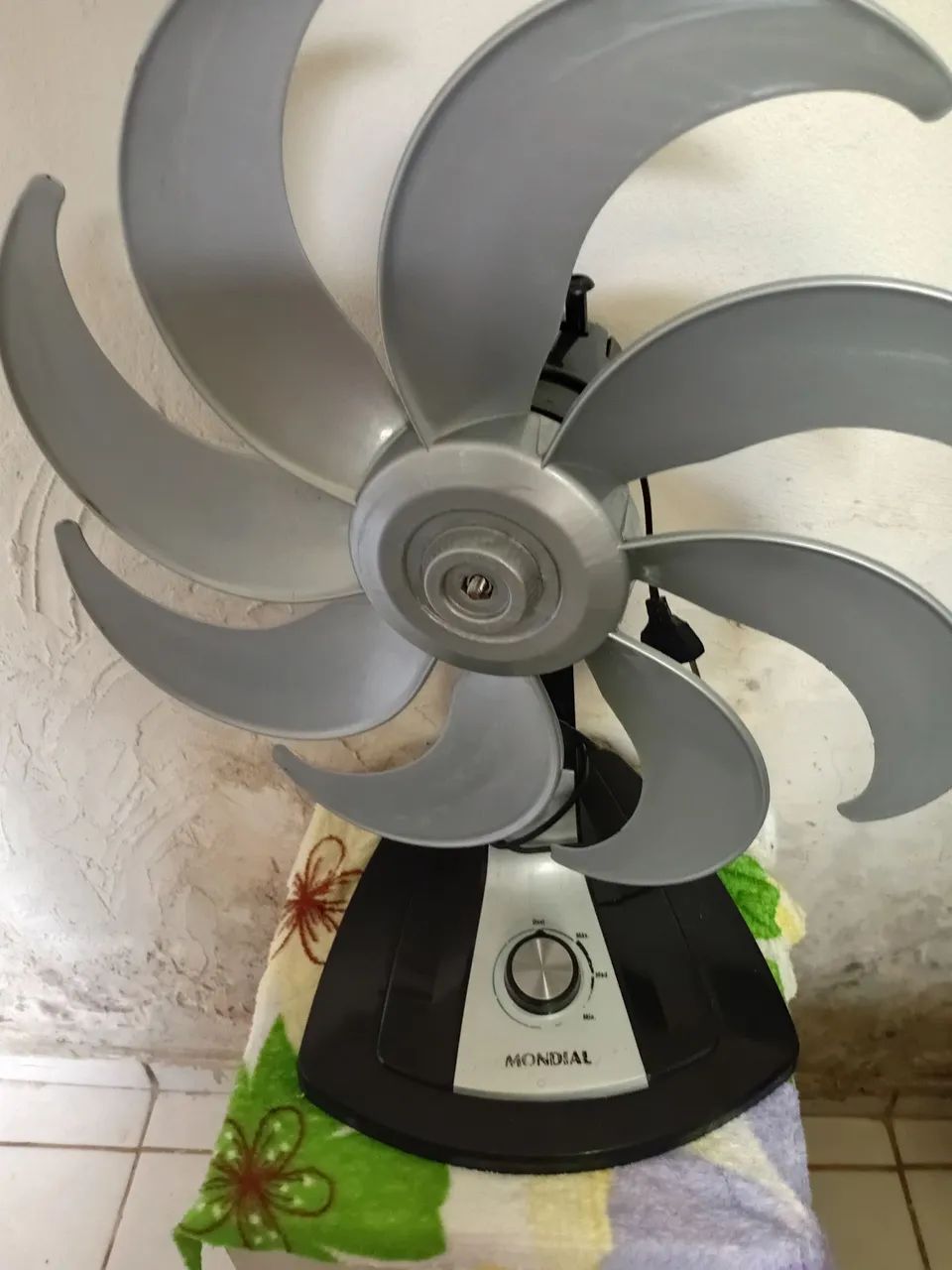Ventilador mondial 8 pás