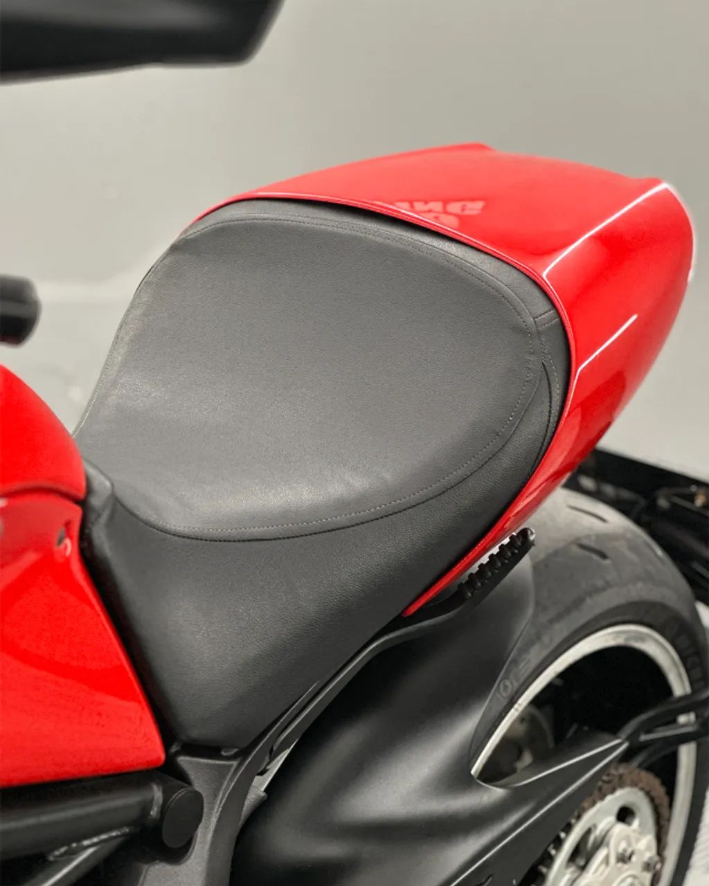 Ducati Diavel 2011 - Foto 5