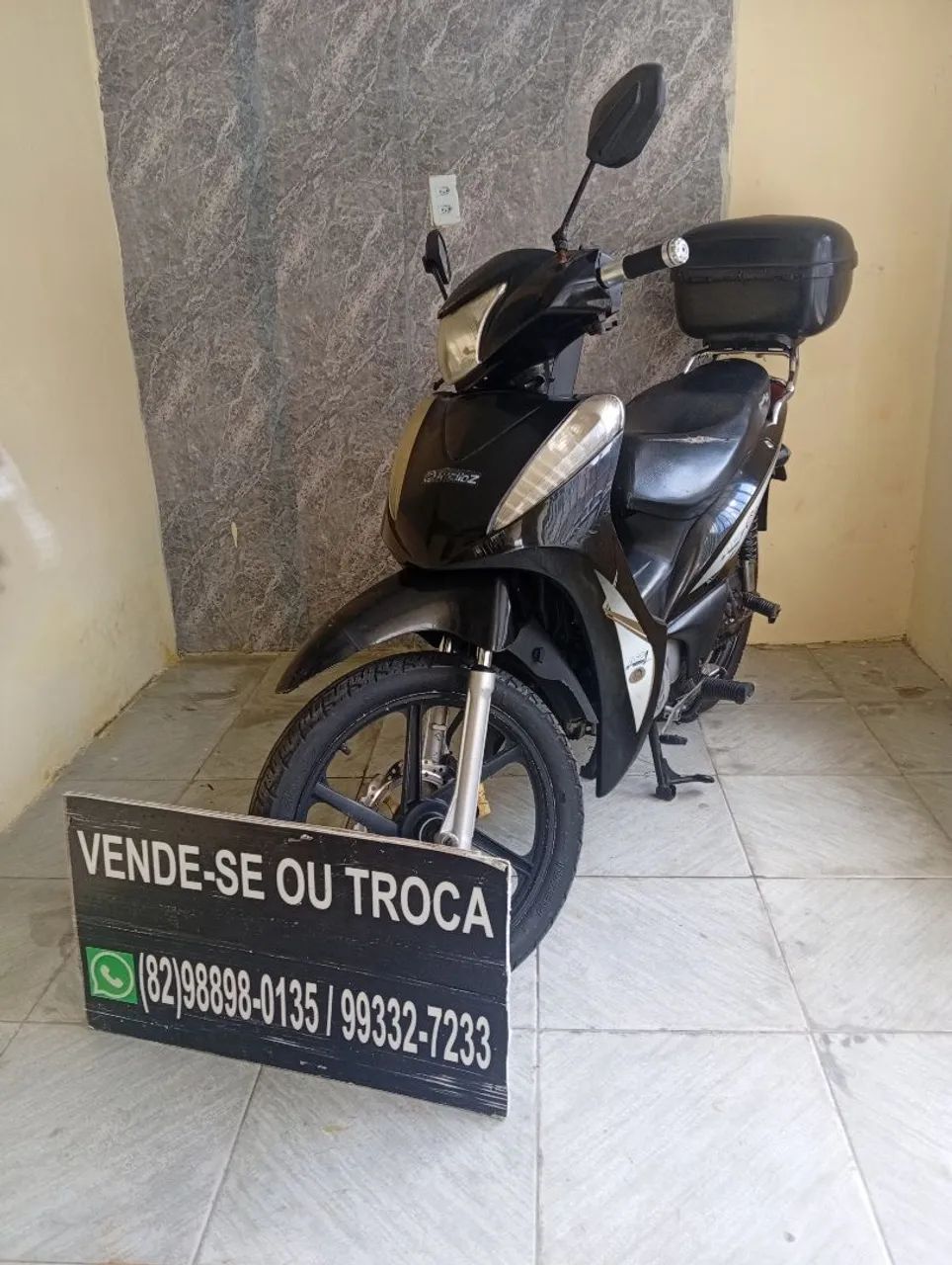 Moto Avelloz