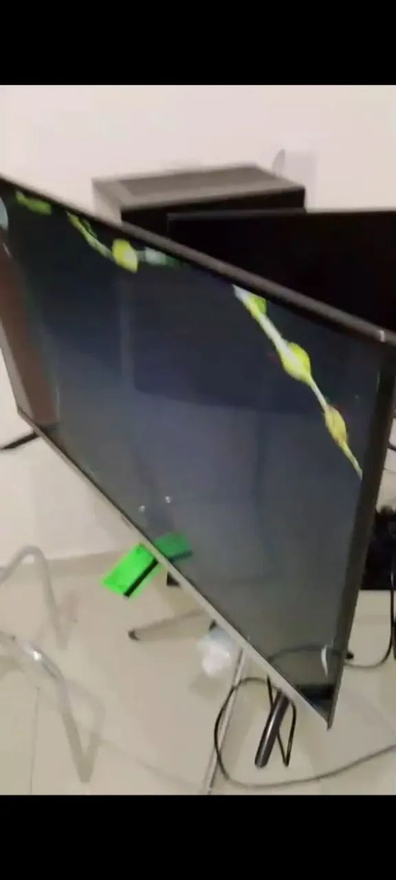 Televisão quebrada  - Foto 2