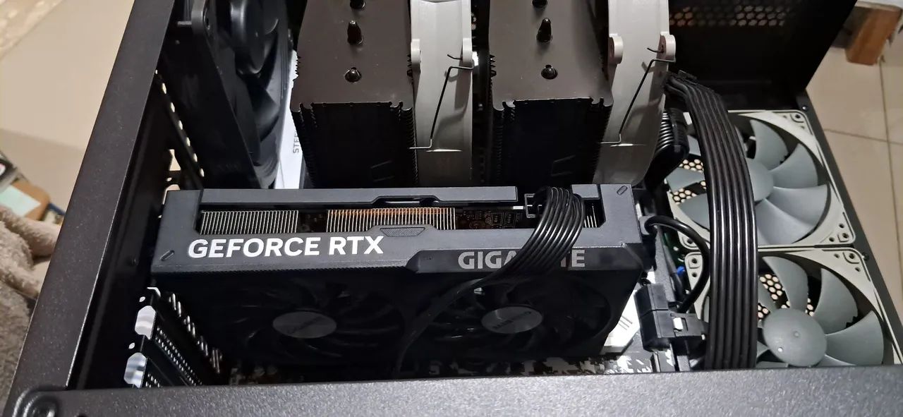 Gigabyte RTX 4060 Ti 8gb WindForce OC - Foto 6