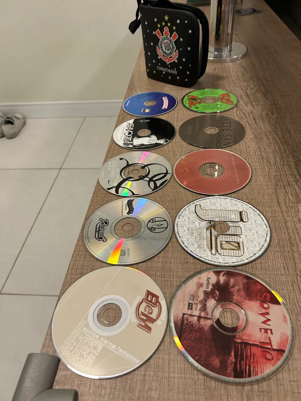 10 CD Compact Disc digital áudio + brinde o Porta CD Corinthians