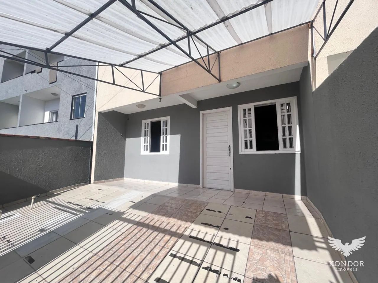 Casa no BUTIATUVINHA com 75m²