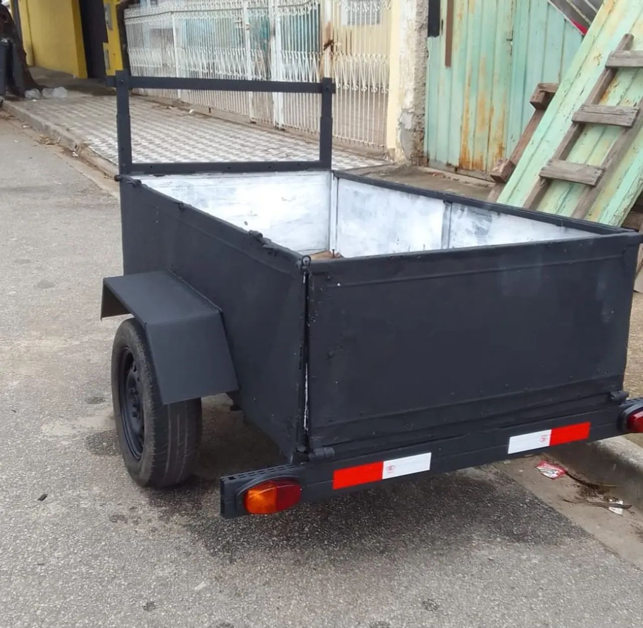 Carretinha de ferro