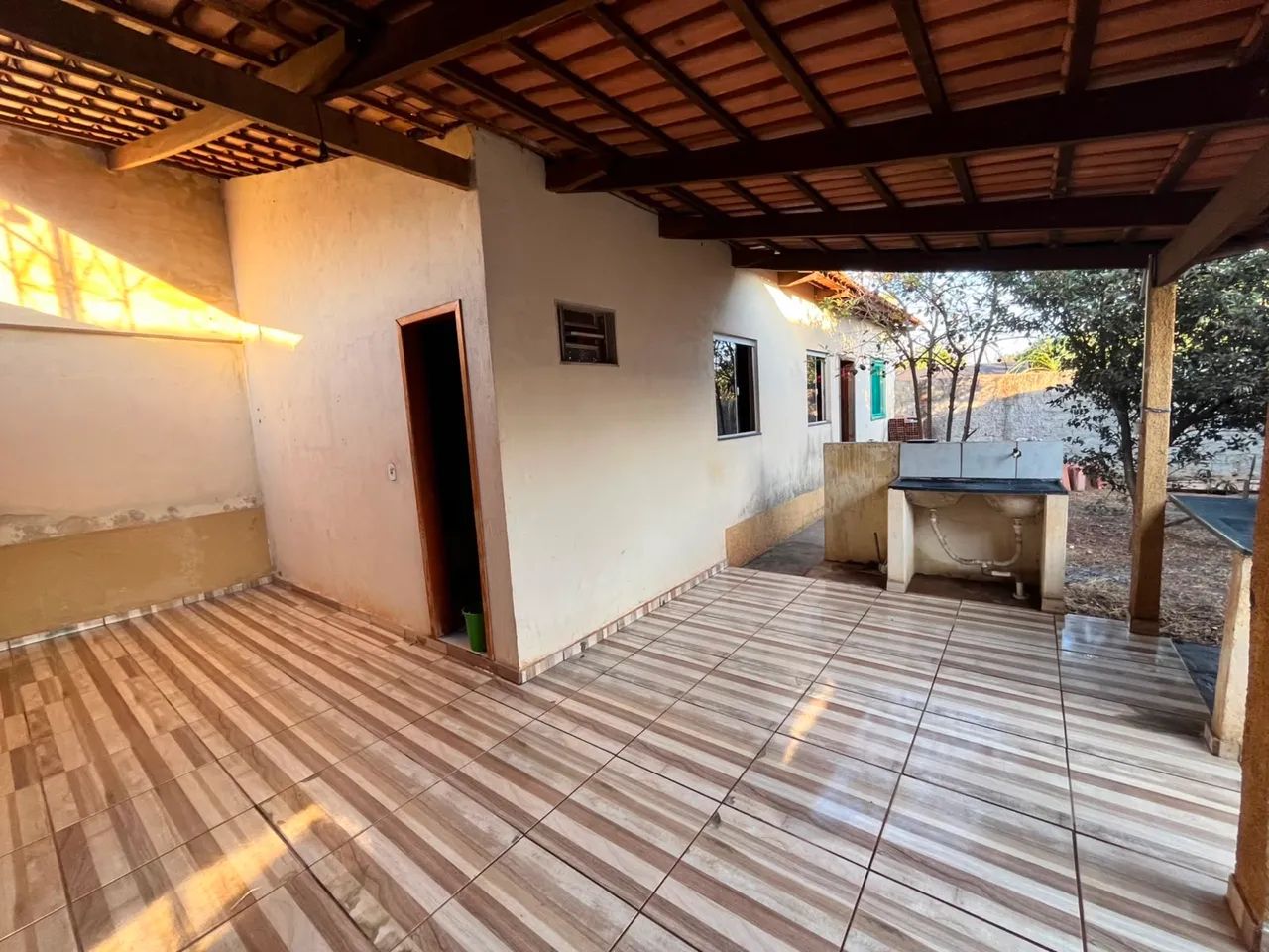 Casa em Indiara-GO - 3 Barracões  - Foto 3