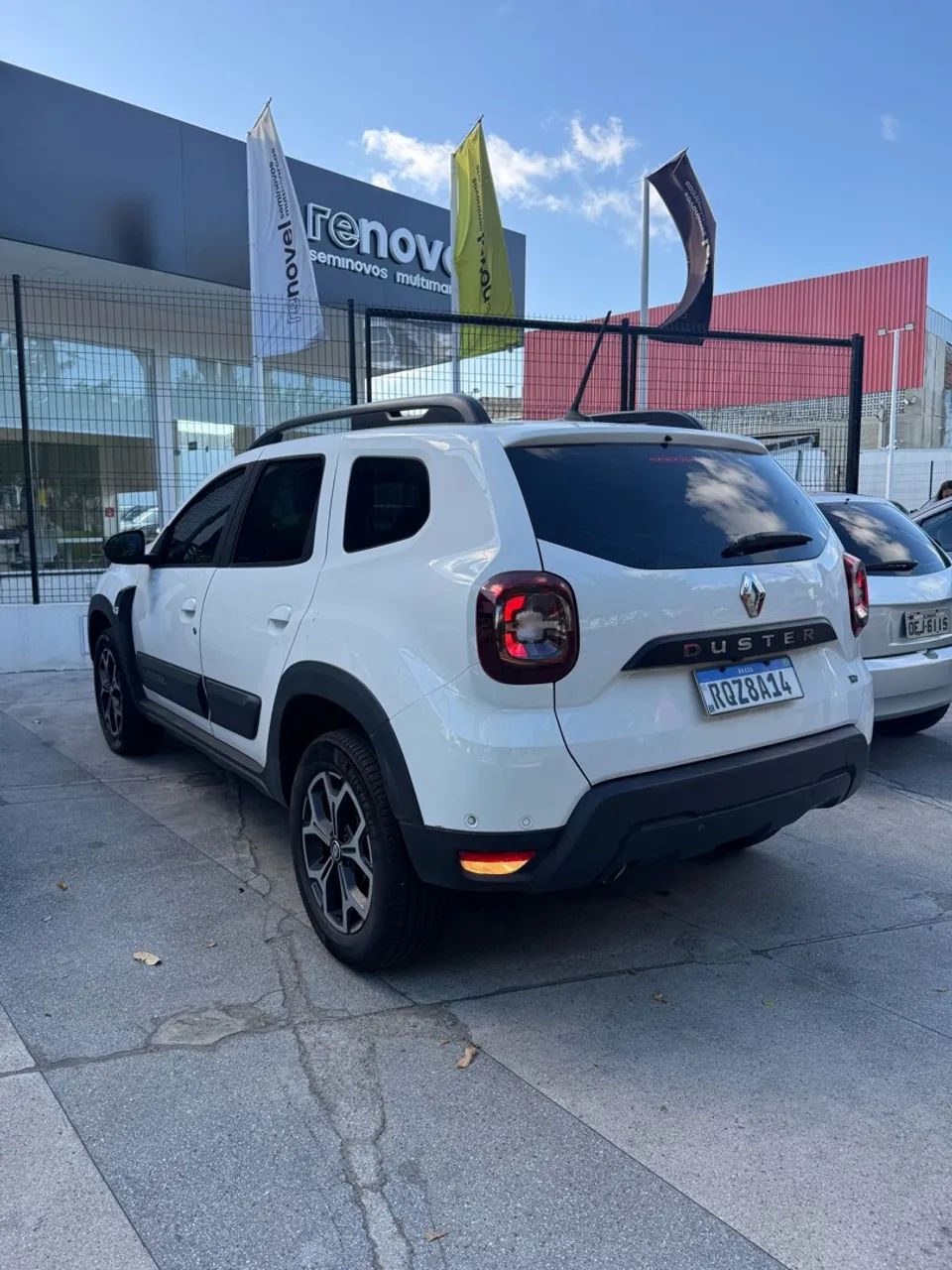 Renault Duster Iconic 1.3 TB 16V Flex Aut. 2023 - Foto 5