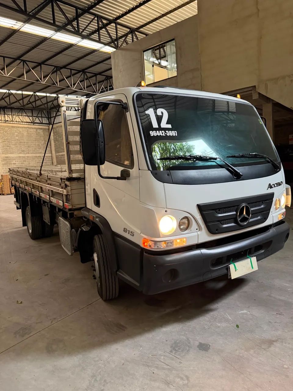 Mercedes Accelo 815  - Foto 3