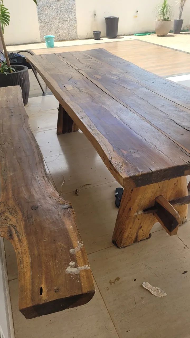 Mesa de madeira rustica65581379362433121