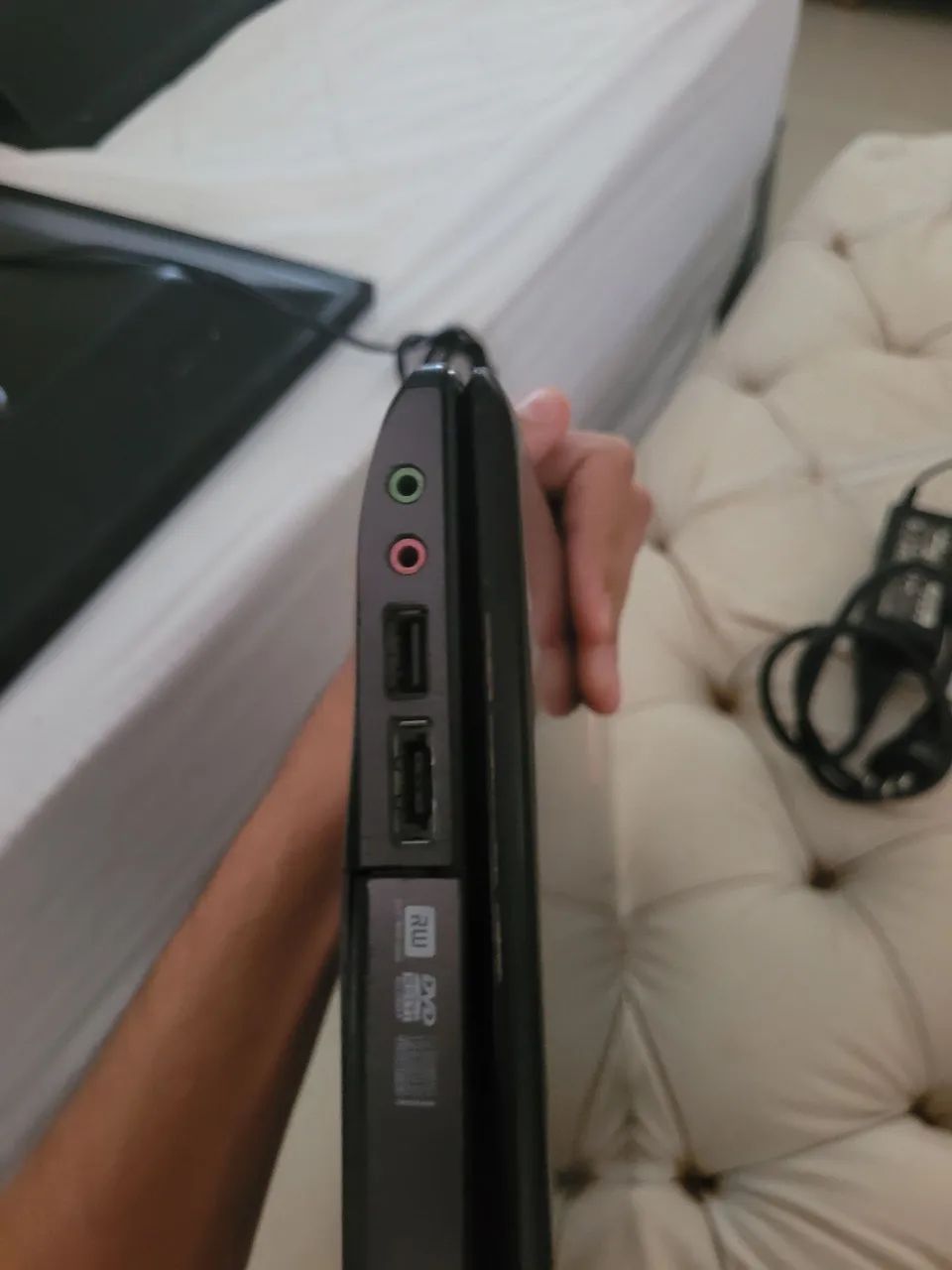 Vendo Notebook (Ideal para Peças ou Reparo) - Foto 2