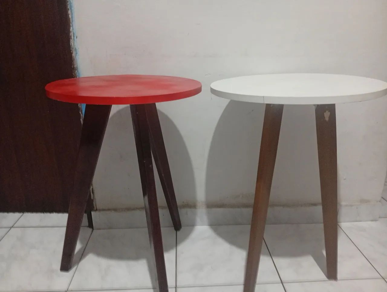 vendo duas mesinha de canto 130 - Foto 2