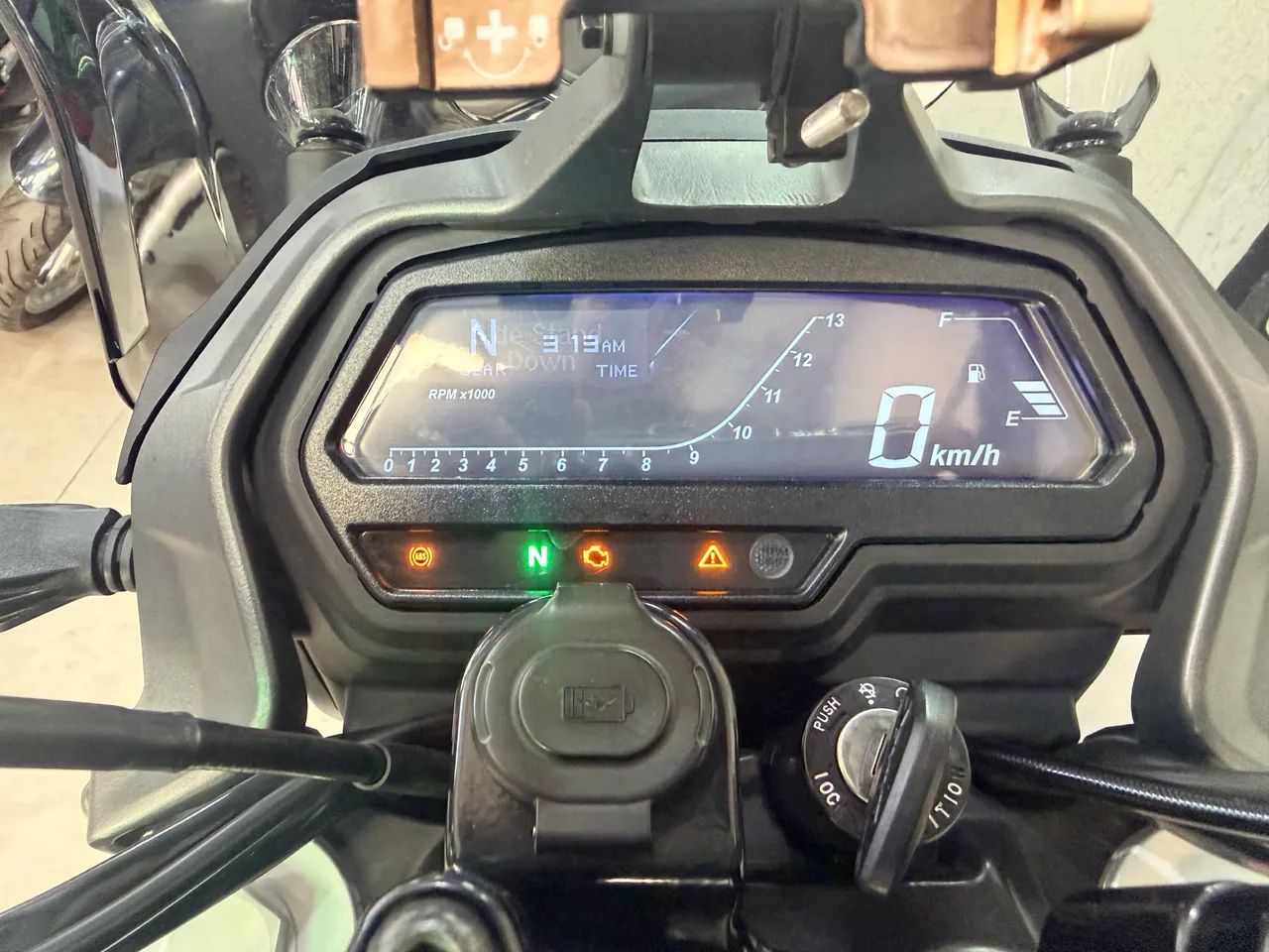 BAJAJ DOMINAR 400 2024 - Foto 5