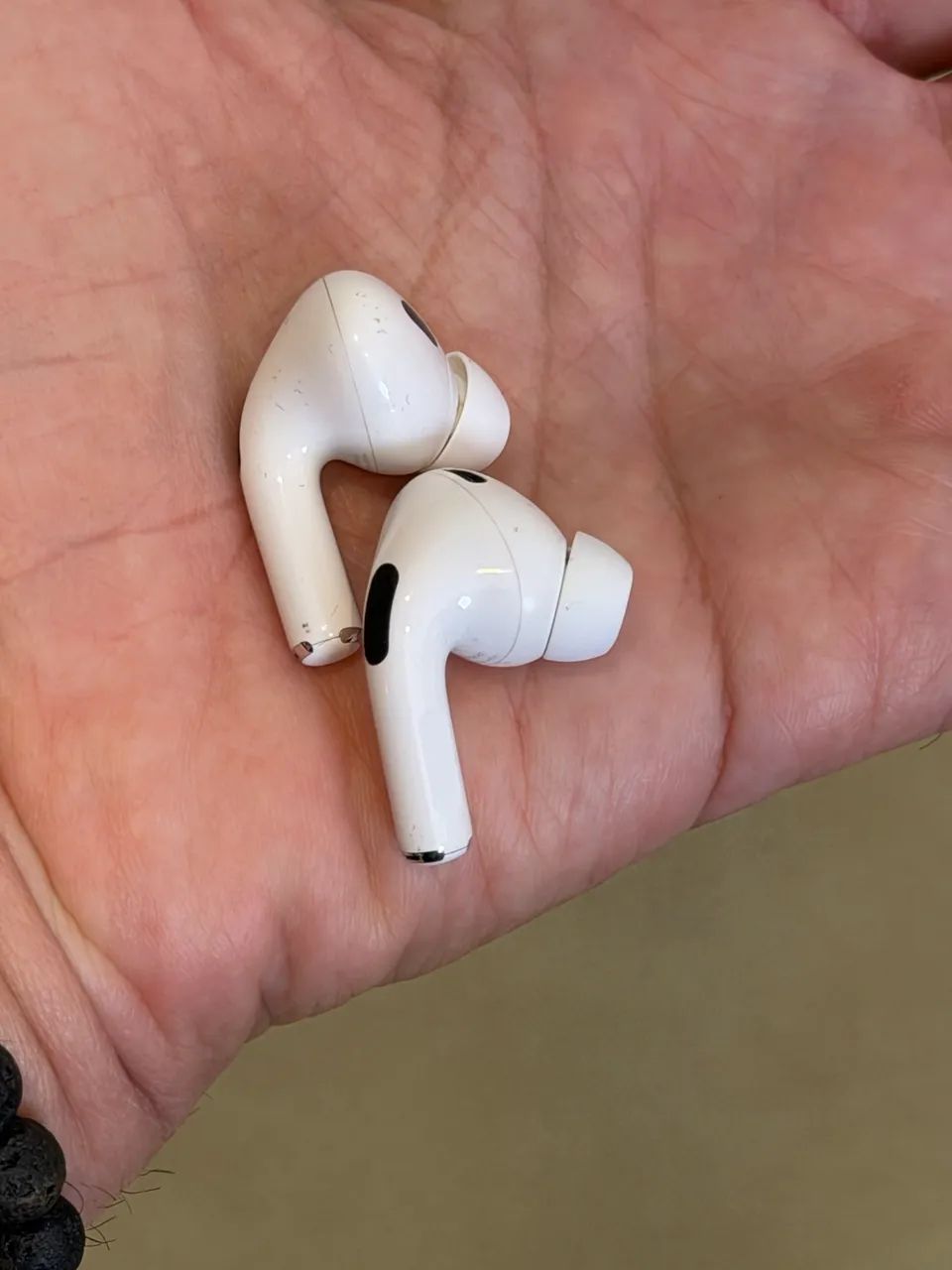 Apple AirPods Pro 2