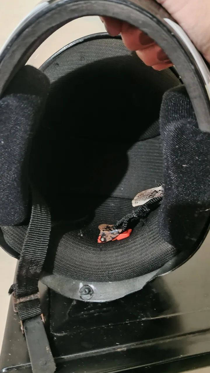 Vendo capacete tamanho 54  - Foto 4