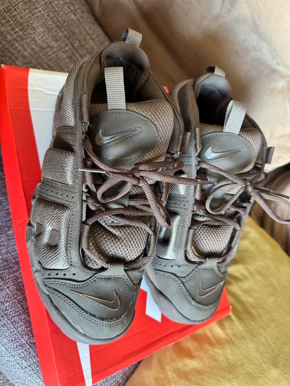 Tenis Nike Uptempo Low