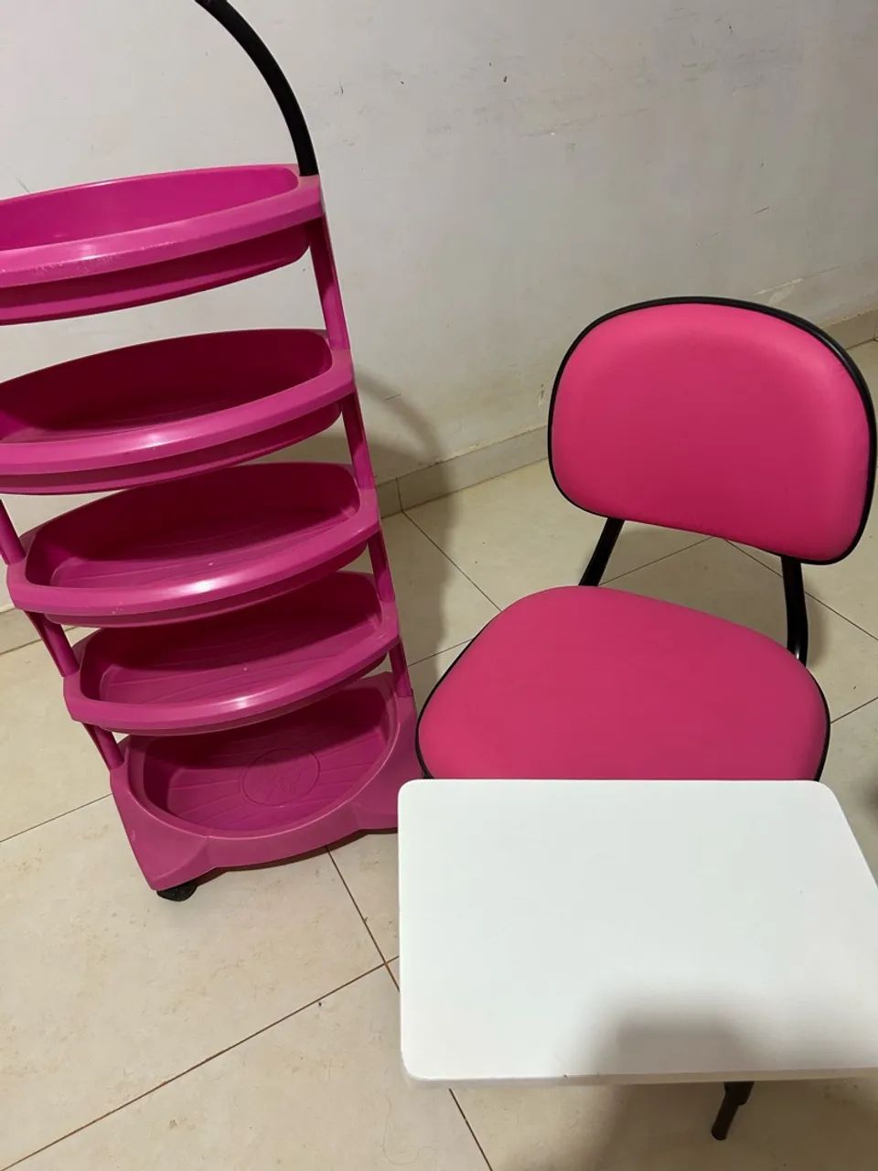 Vendo kit cadeira + expositor / manicure  - Foto 2