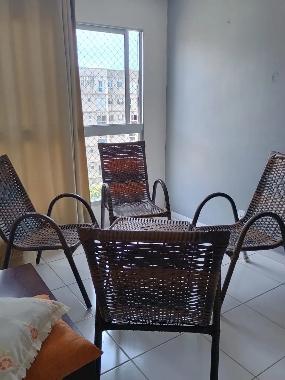 Vendo mesa pra varanda