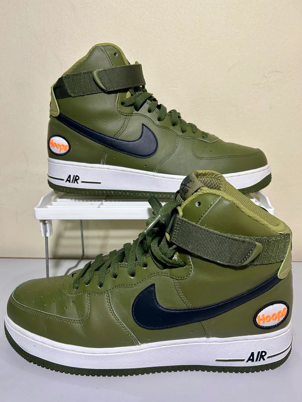 Tênis Nike Air Force 1 High Olive Hoops Pack - Calçados