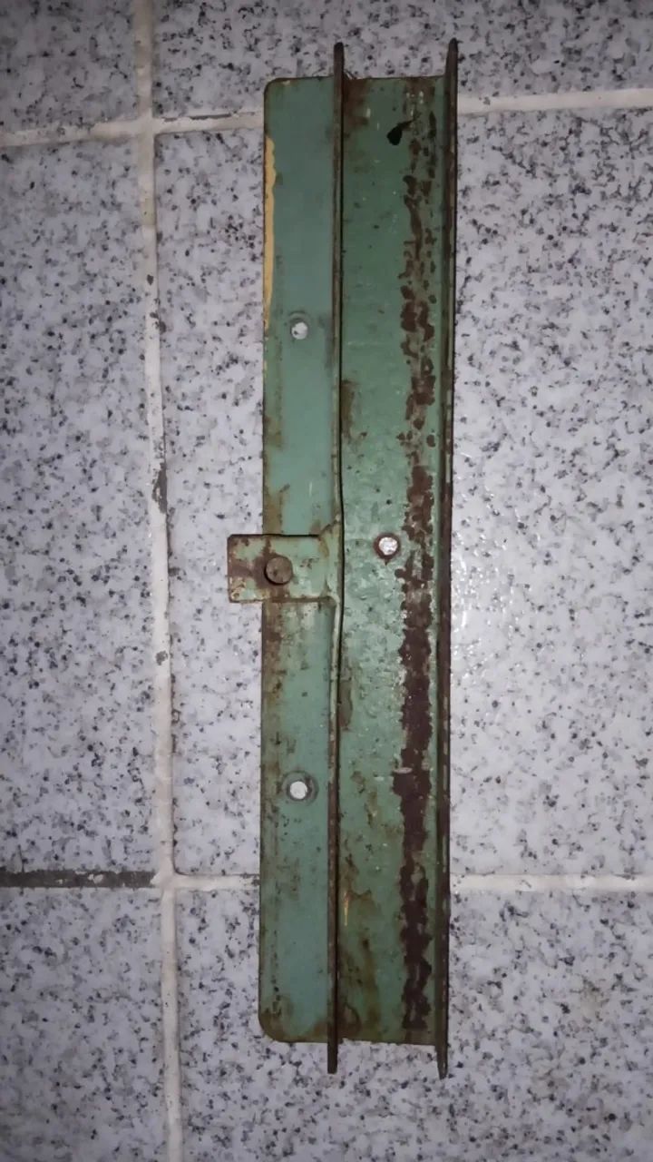 Proteção de Porta de aço contra arrombamento 170 X 40cm - Foto 3