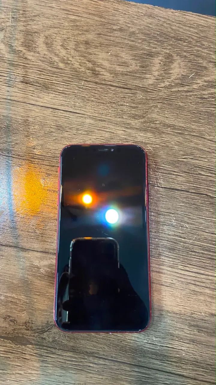 Vendo ou troco iPhone XR  - Foto 2