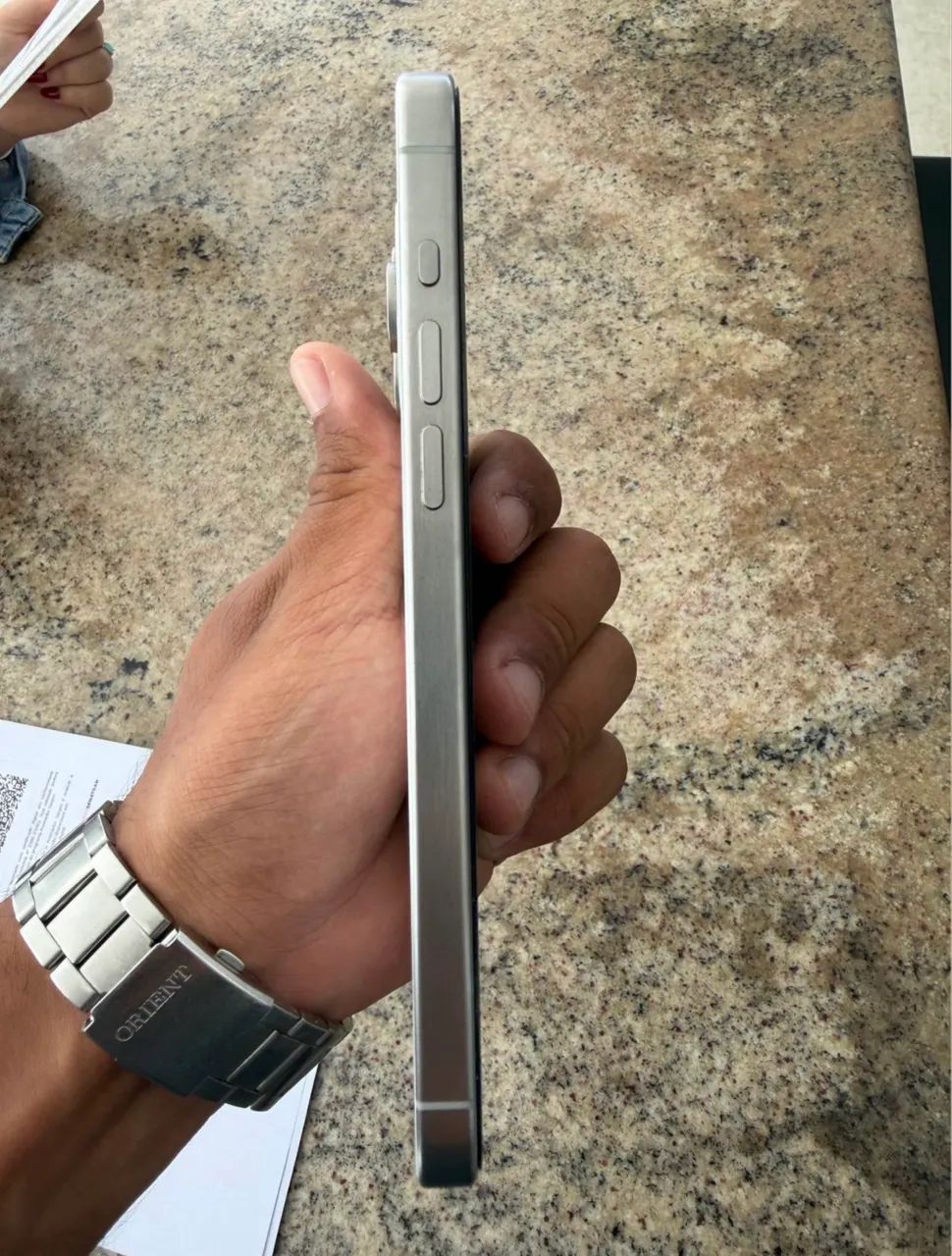 Vendo iPhone 15 pro max 256gb - Foto 4