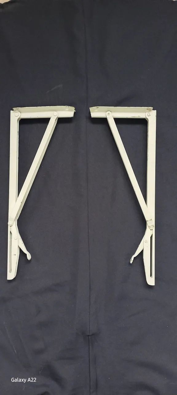 Mão francesa retrátil 40 cm.