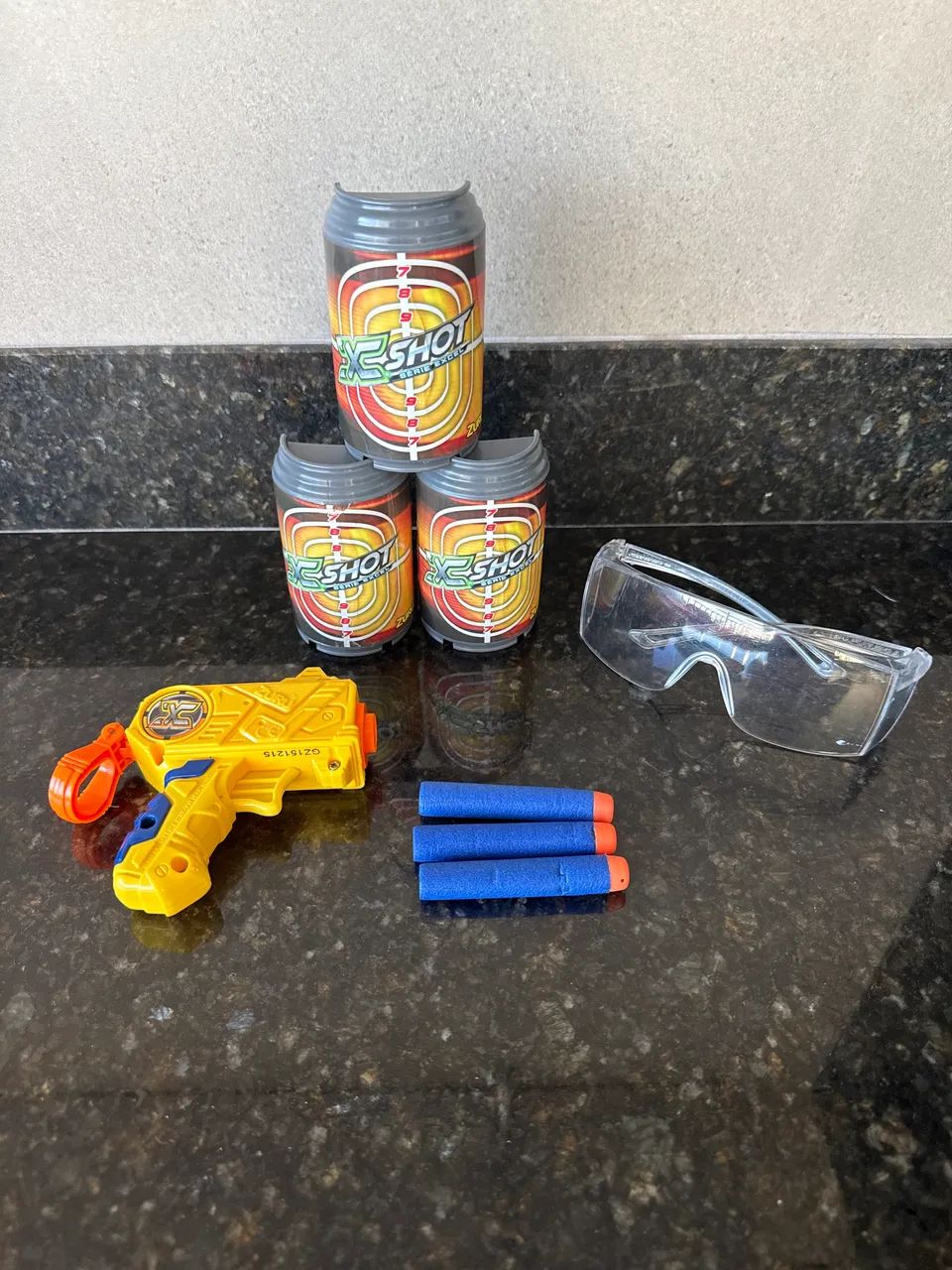Lança Dardos x shot com 6 dardos e óculos 