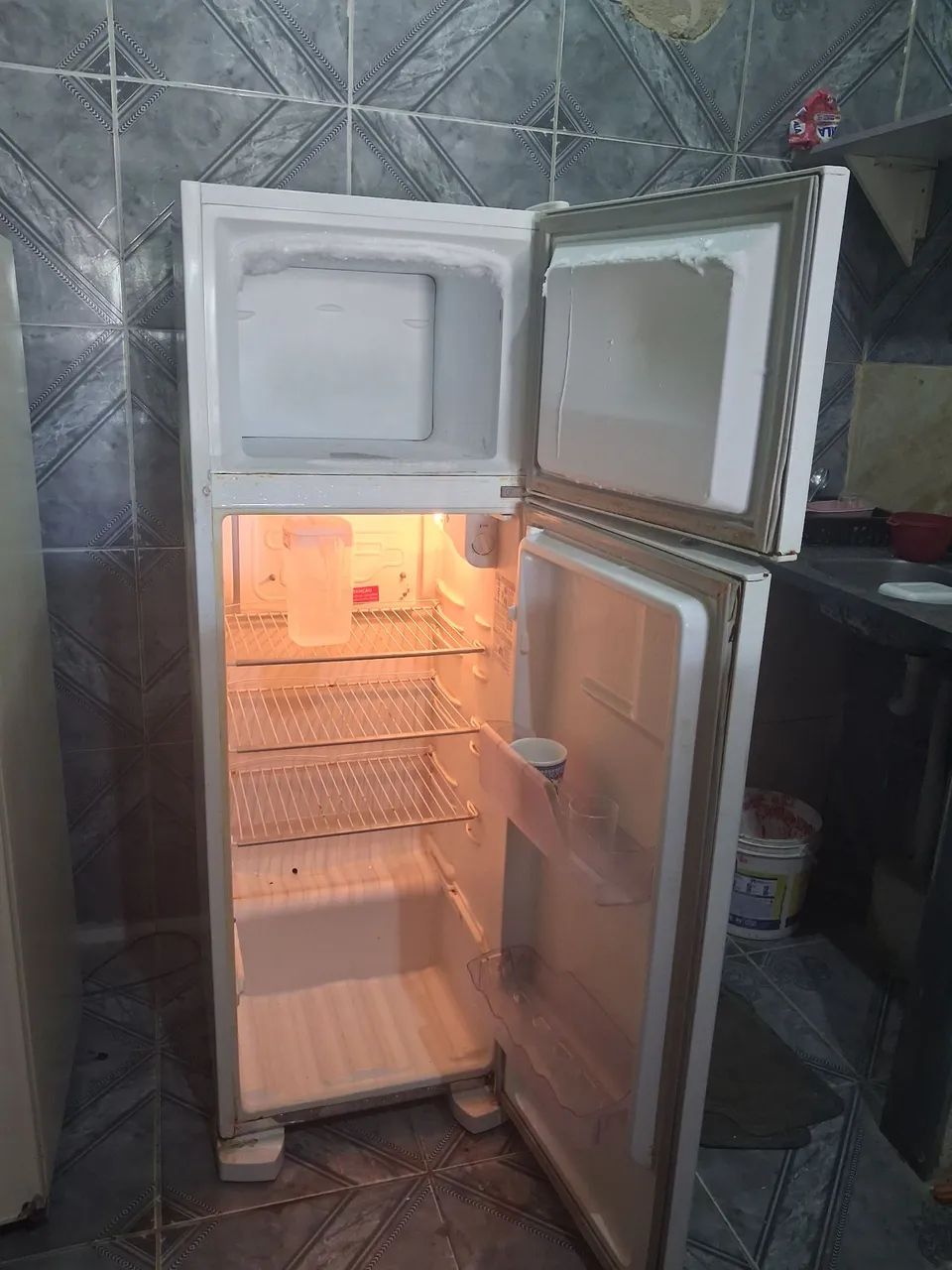 Geladeira Electrolux em ótimo estado. COM GARANTIA. - Foto 5