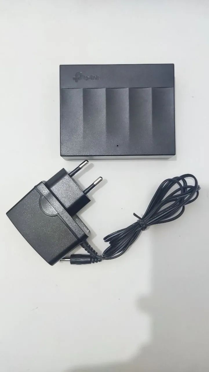 SWITCH C/5 PORTAS 10/100/1000Mbps