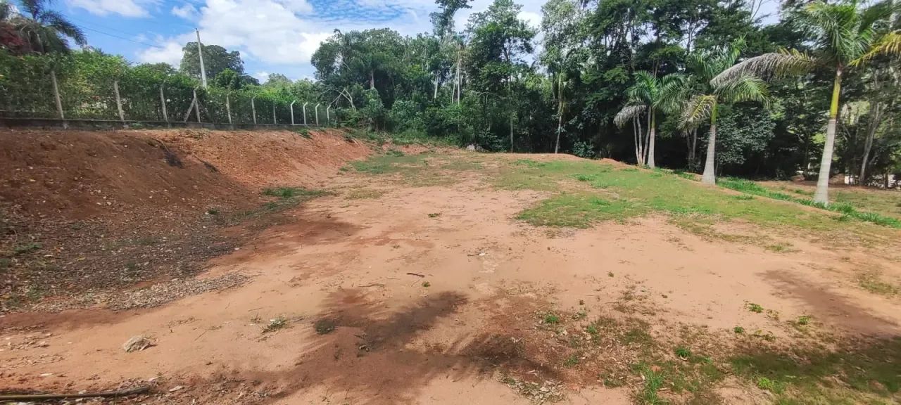 Terreno em condomínio com 2.450m² pronto para construir!!! - Foto 5
