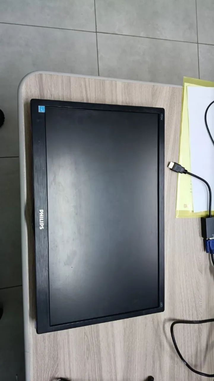 Monitor LCD Philips 18.5 Polegadas 