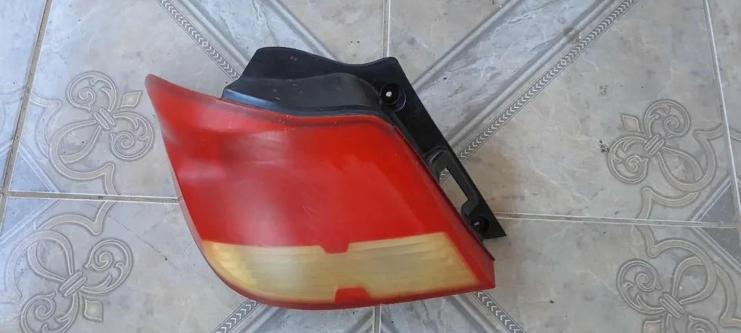 FAROL DIATEIRO E TRAZEIRO DO ONIX E PRISMA 2015 -  - Foto 2