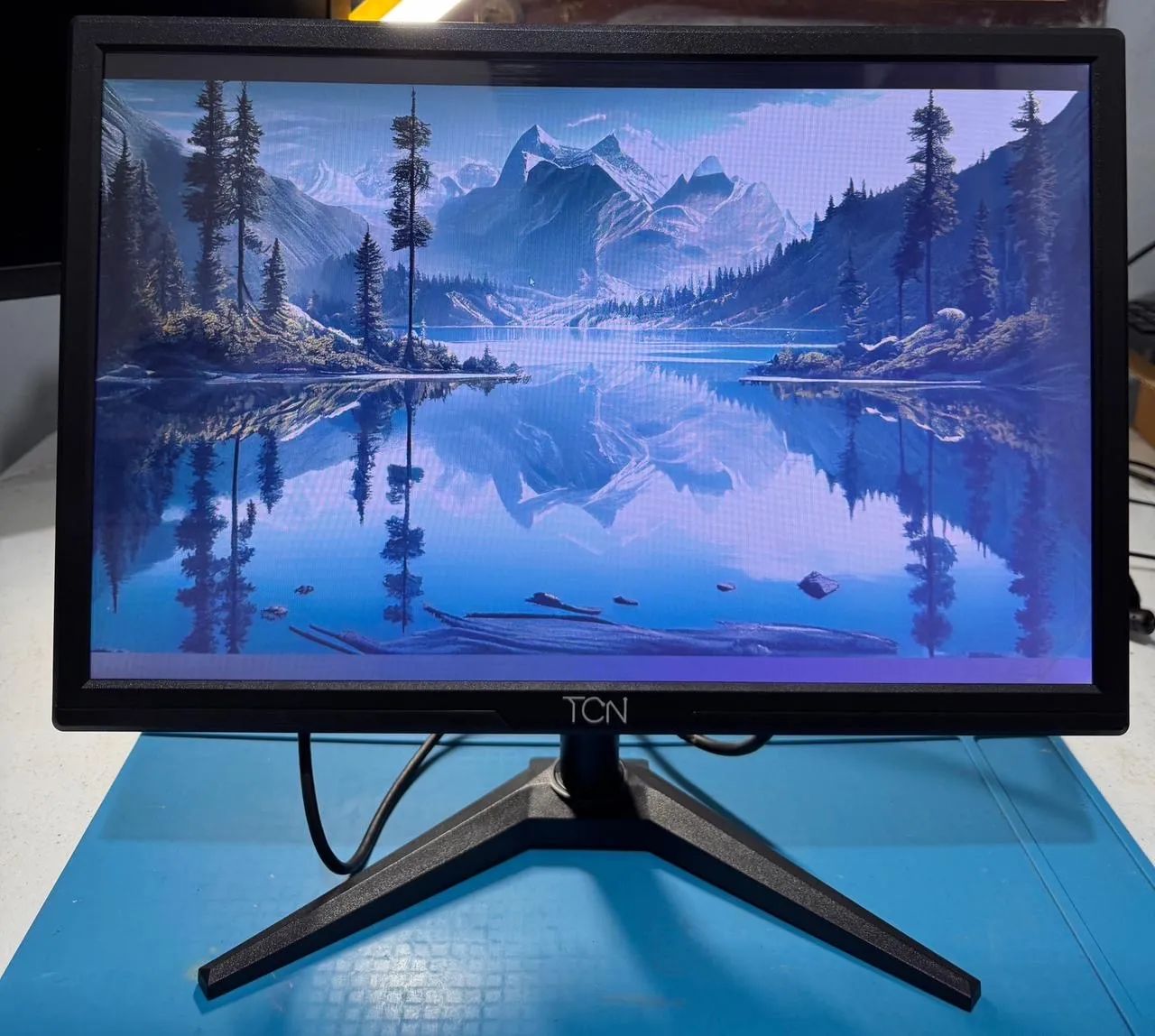 Monitor novo 20 polegadas 