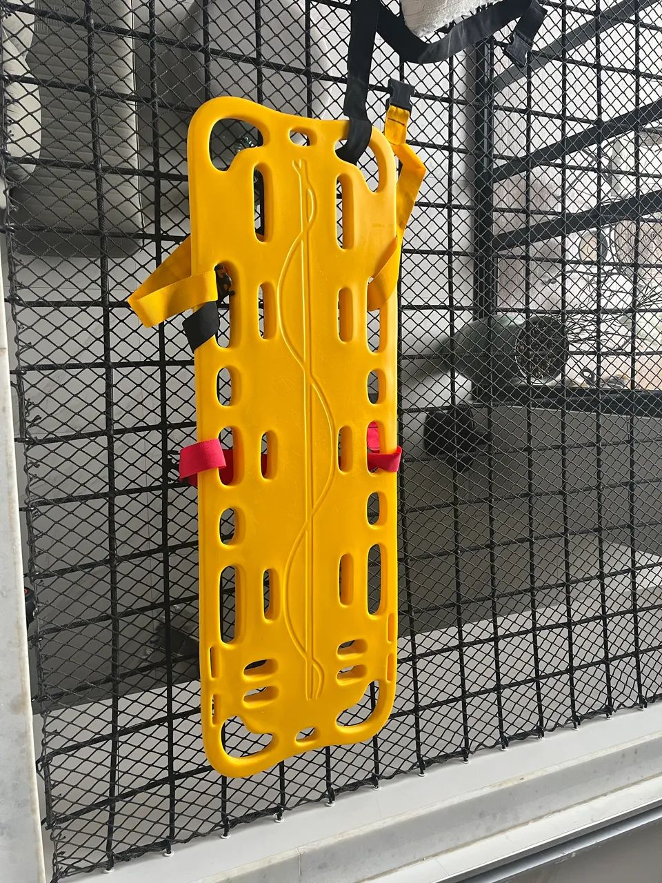 Prancha maca polietileno infantil nova com kit cinto