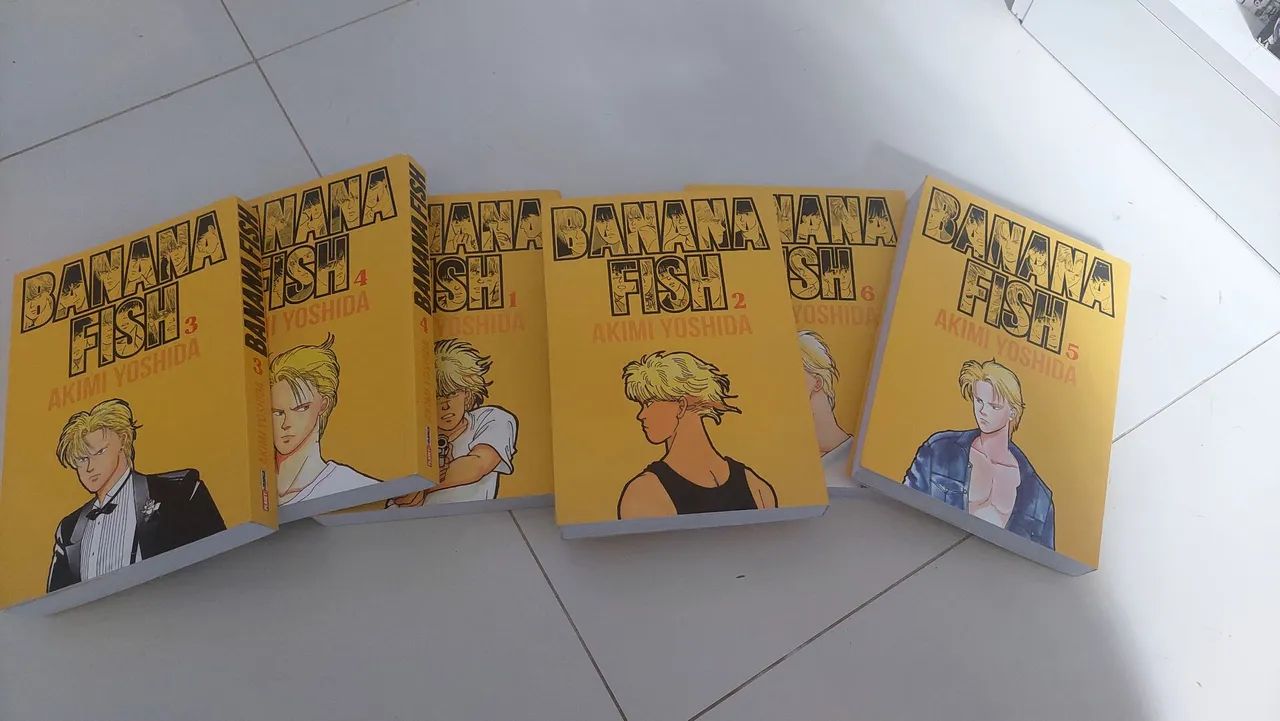Coleção de mangás com 6 volumes