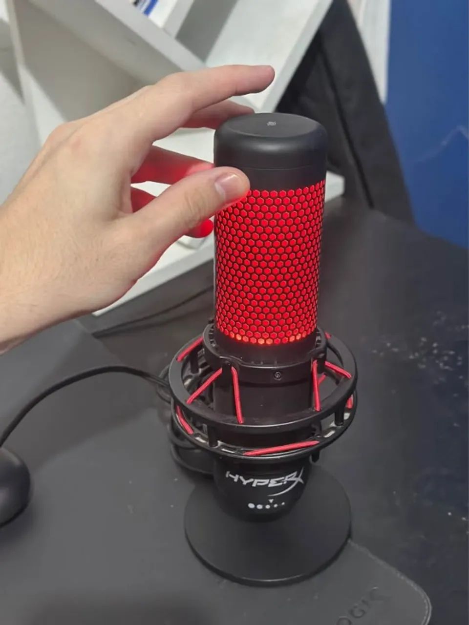 Microfone HyperX QuadCast USB RGB - Streaming e Podcast - Seminovo