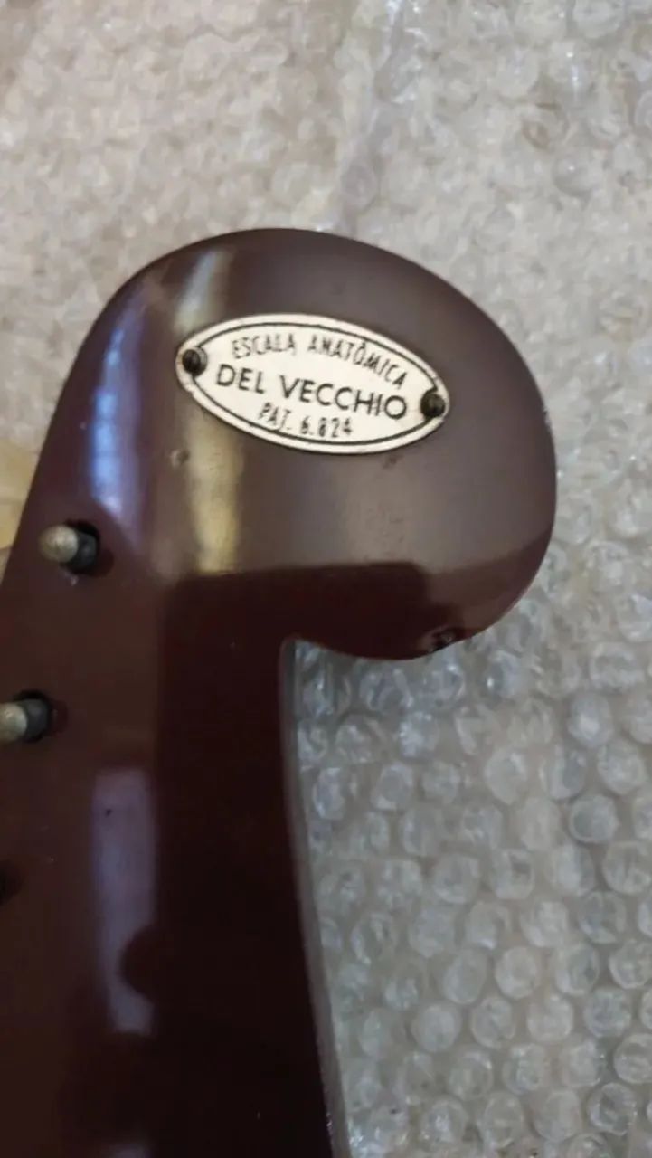GuitarraDel Vecchio, para restauro 