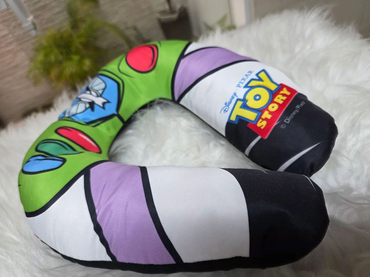 Almofada de pescoço Toy Story  - Foto 2