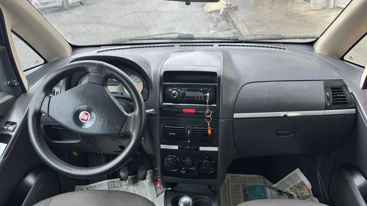 Fiat Idea ELX 1.4 MPI Fire Flex 8V 5P 2010 - Foto 2