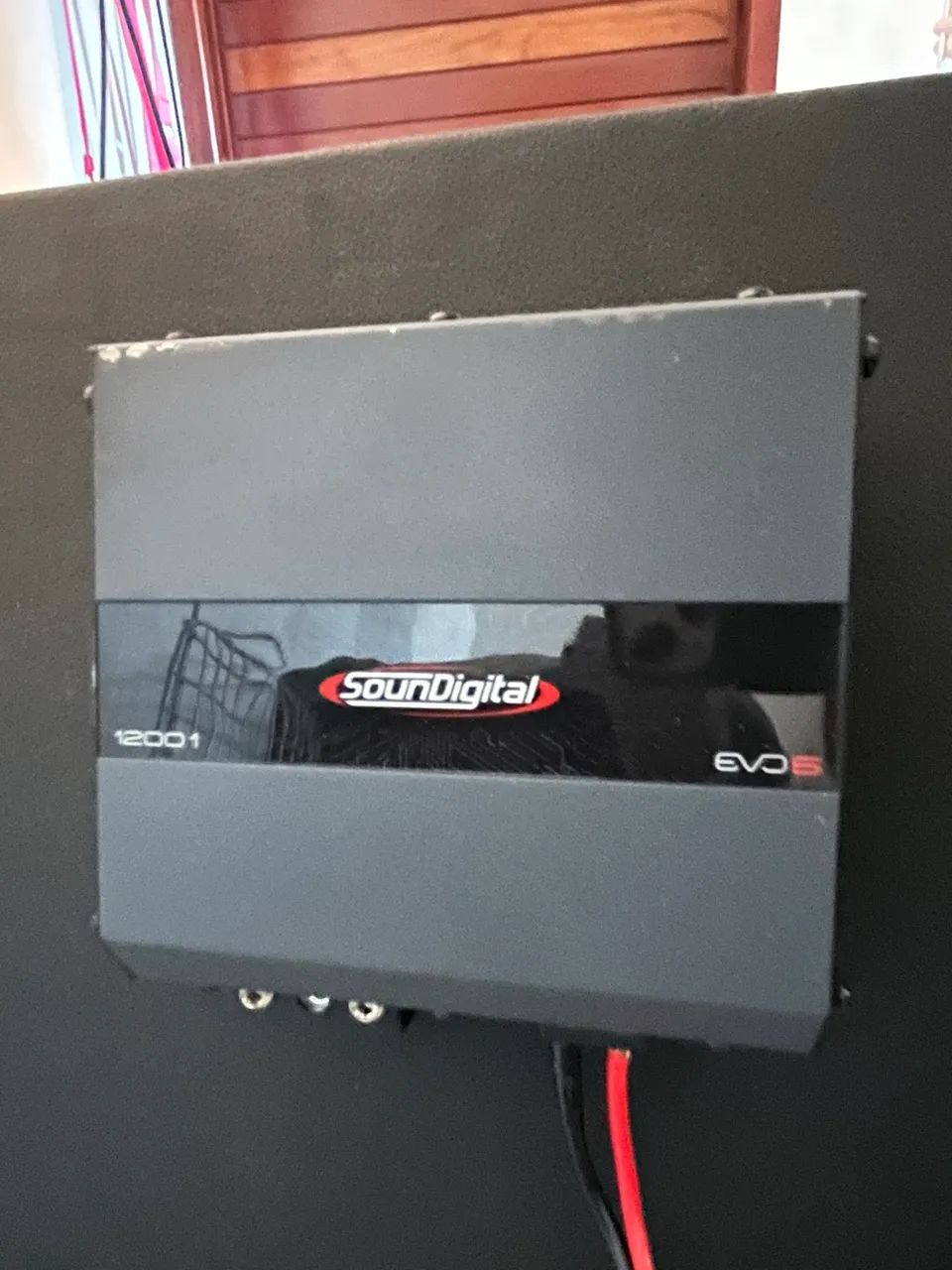 UXP 12pol 500wrms 4+4 com módulo sd1200.1 - Foto 2
