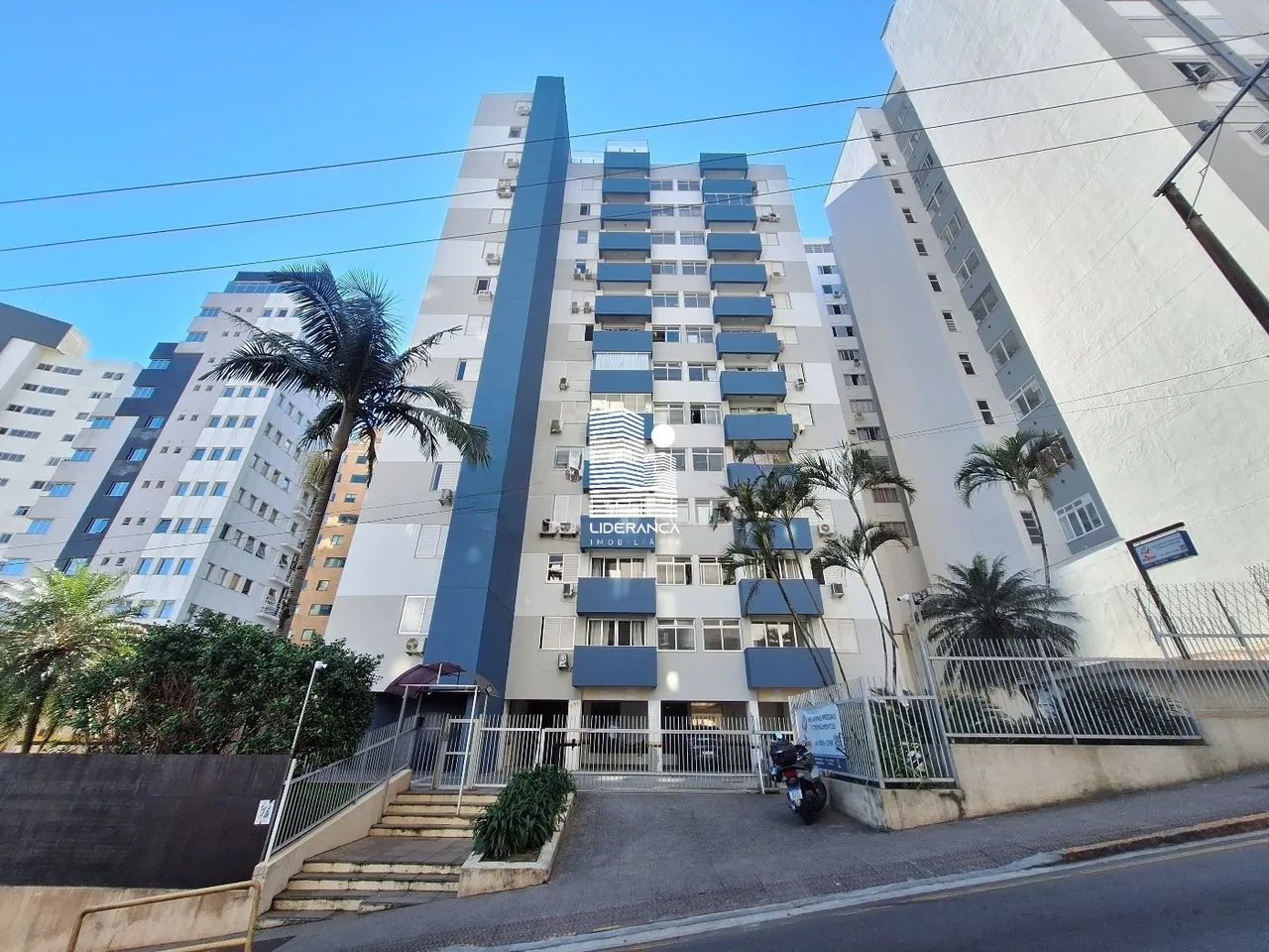 APARTAMENTO DE 01 DORMITÓRIO NO CENTRO - Foto 2