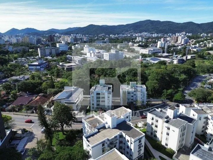 Apartamento de 3 dormitórios à venda na Carvoeira - Foto 2