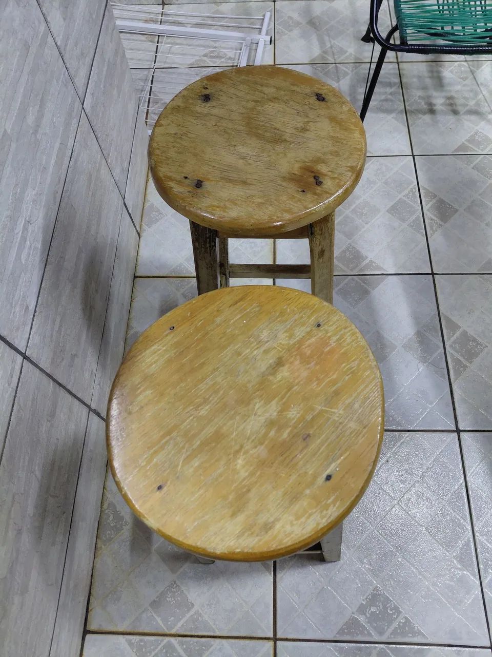 Banqueta de madeira, O PAR. - Foto 2
