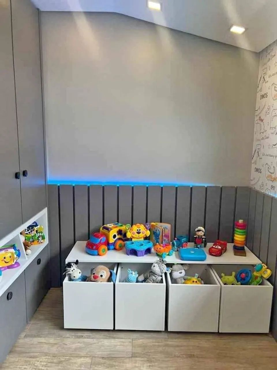 Bau organizador com 04