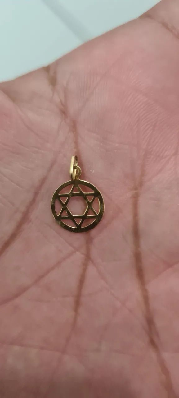 Lindos Pingentes de Ouro