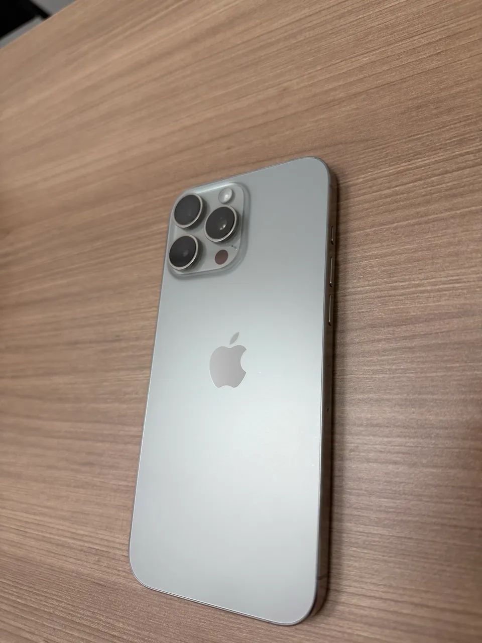 iPhone 16 Pro Max 256 g  - Foto 3