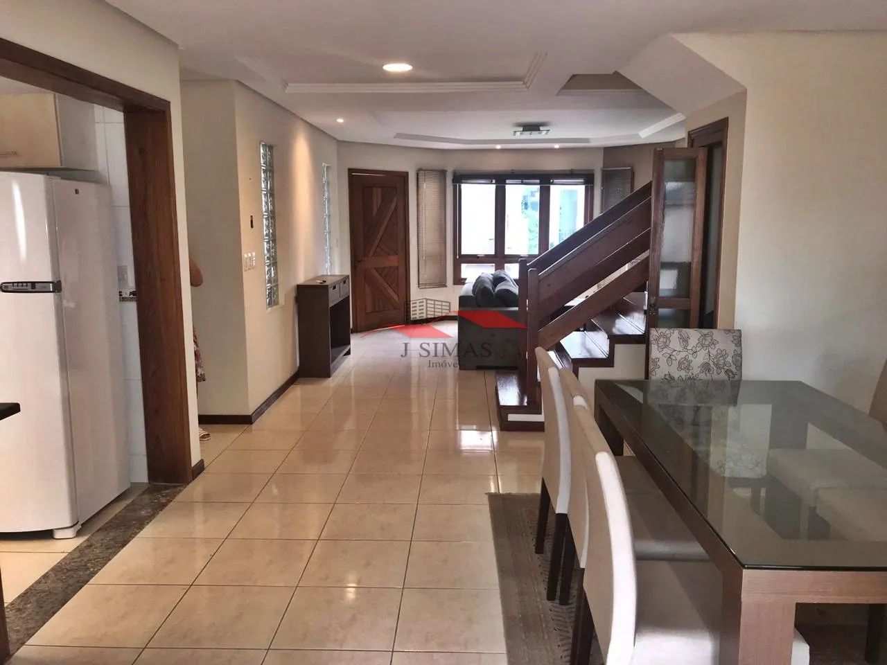 Casa (Sobrado em condomínio), com 3 quartos e 3 banheiros à Venda, 160 m² em Porto Alegre/ - Foto 2