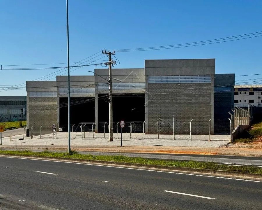 GALPÃO COMERCIAL COM 2.375,48M² EDEN