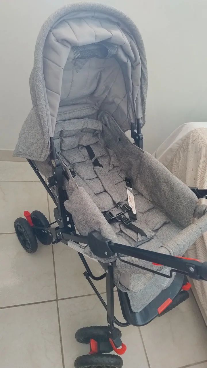 Carrinho de bebê Bambinelli