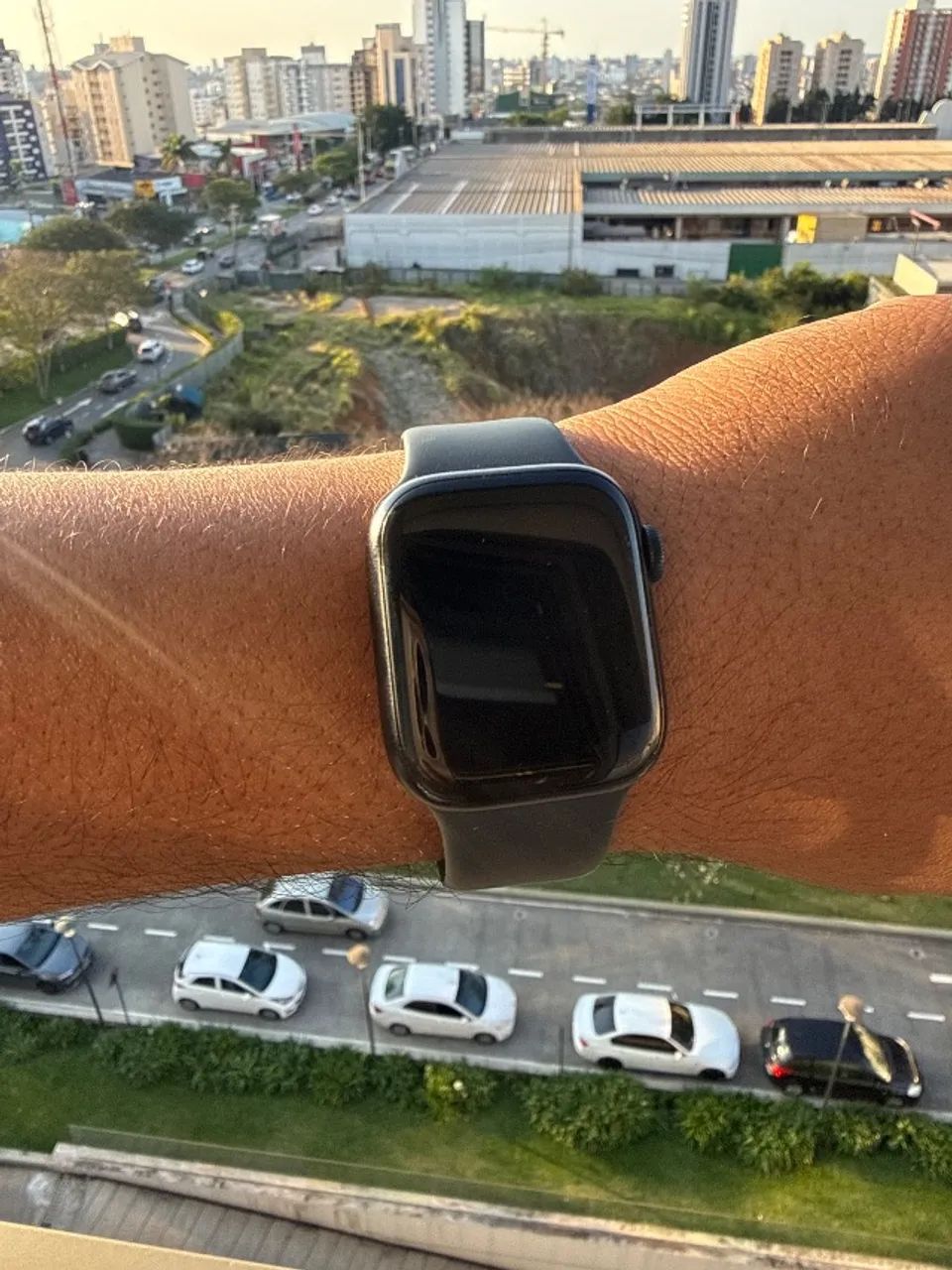 APPLE WATCH 8 TAM 41 GPS - SEMI - Foto 4