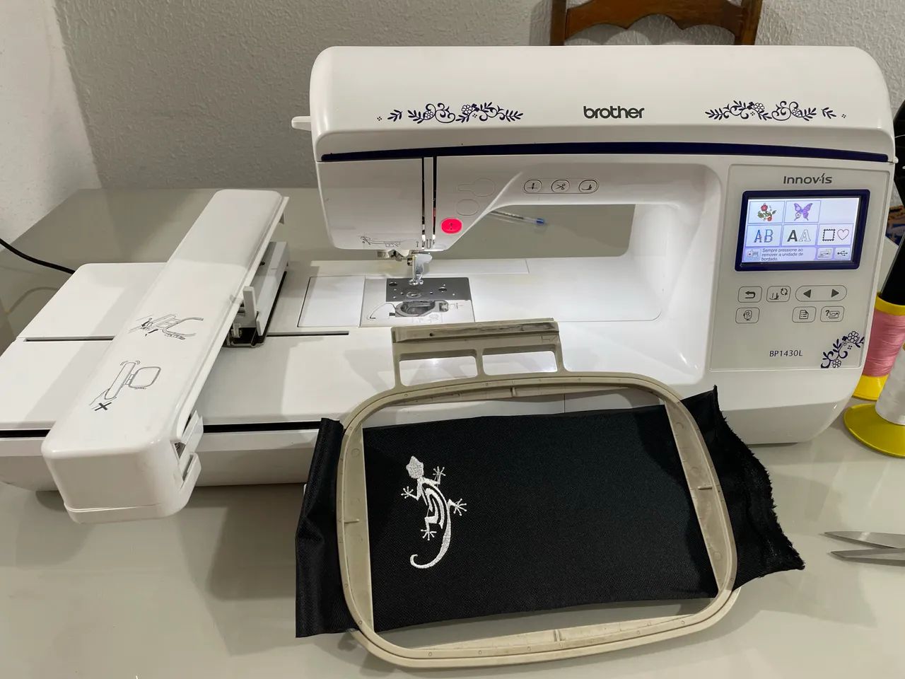 Bordadeira eletrônica doméstica  - Foto 6